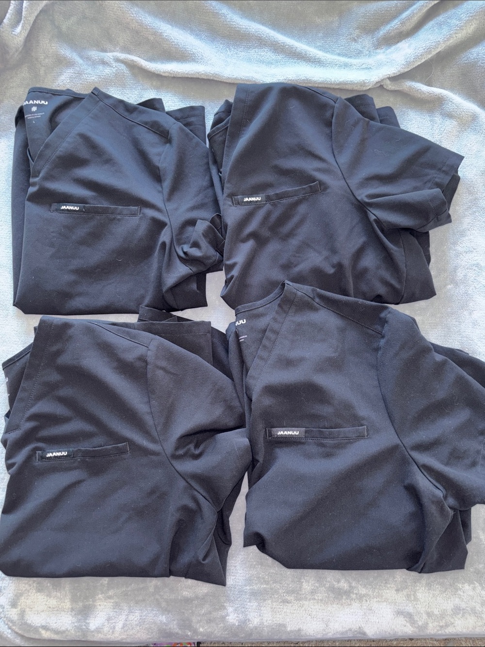 Bundle Jaanuu Platt black scrub top shirt L